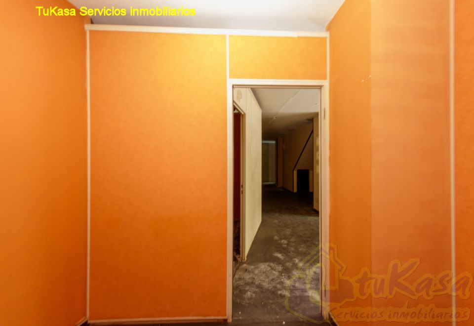 Local_comercial_en_el_centro_de_Sada_frente_a_2_calles__TUKASA_09