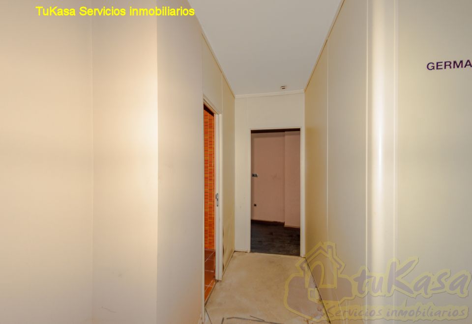 Local_comercial_en_el_centro_de_Sada_frente_a_2_calles__TUKASA_12
