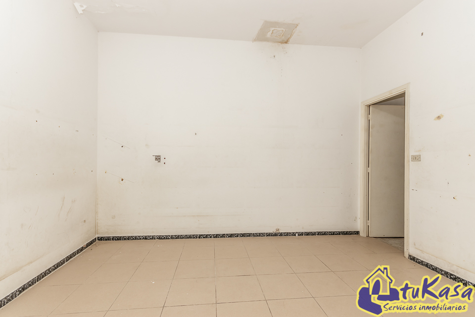 Local_comercial_en_venta_en_Mera_Oleiros_zona_playa_de_Mera_TuKasa-5